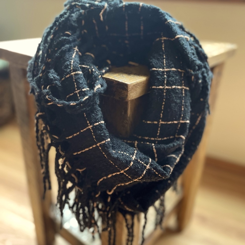 2 Black Infinity Scarves